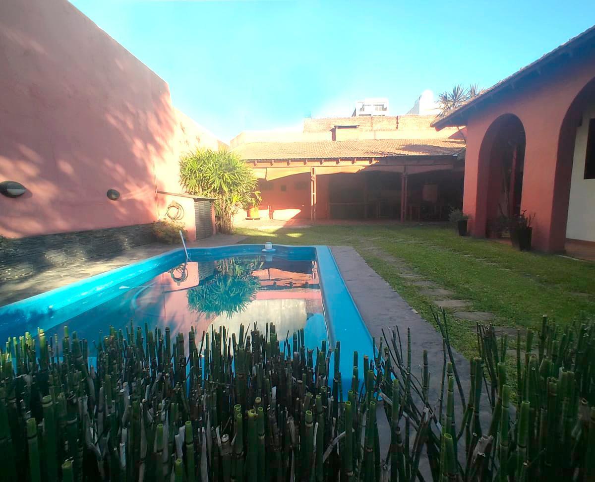 INCREIBLE CASA EN EL CENTRO DE ESCALADA.