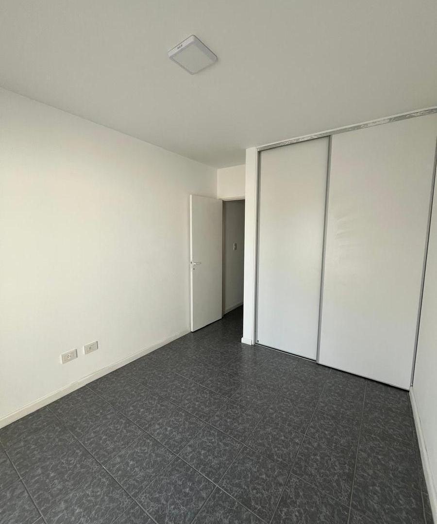 Foto de VENTA - AV. PELLEGRINI 3777, imagen 4