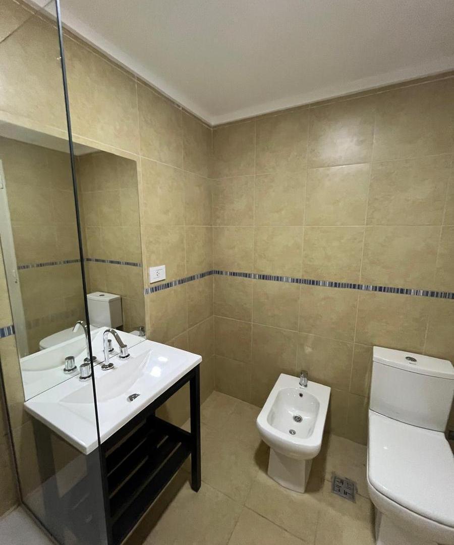 Foto de VENTA - AV. PELLEGRINI 3777, imagen 2