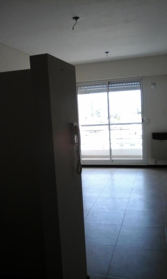 Foto de Departamento Monoambiente en venta, Escritura y Gas - Seminuevo, imagen 2