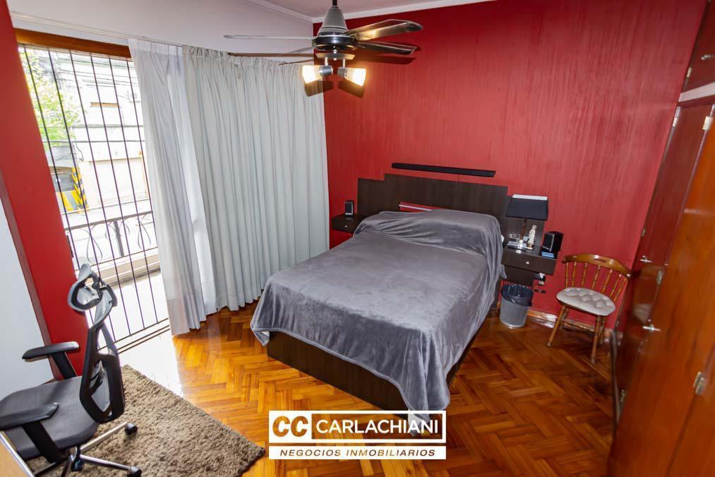 Imponente Casa en Rosario - 4 Dorm. - Pileta, Quincho y Sauna. 3