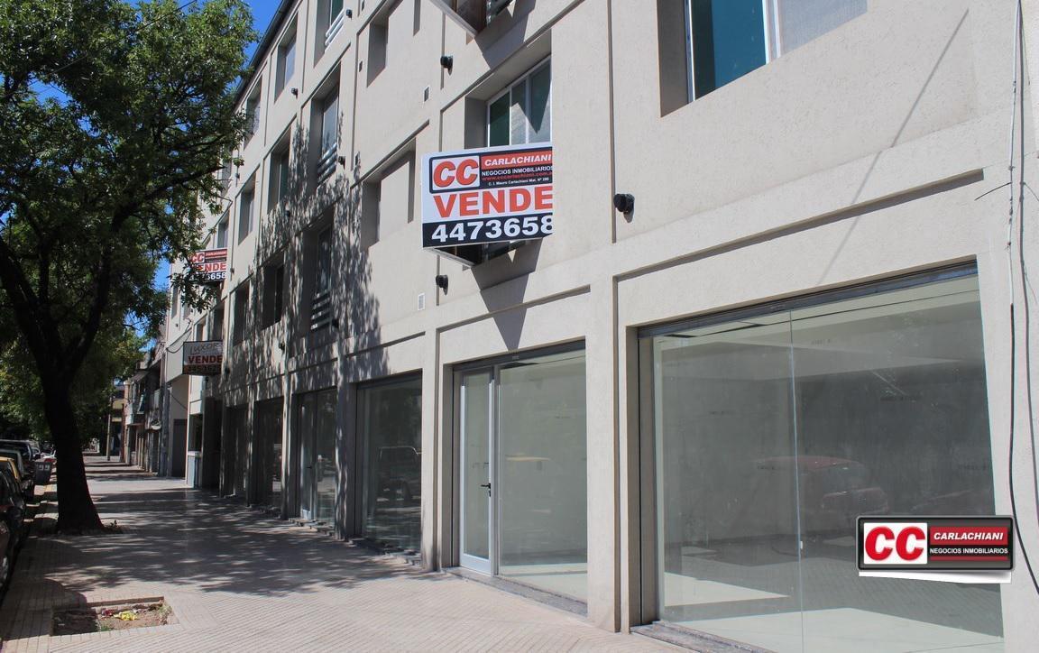 Local a estrenar en venta Rosario, amplia vidriera