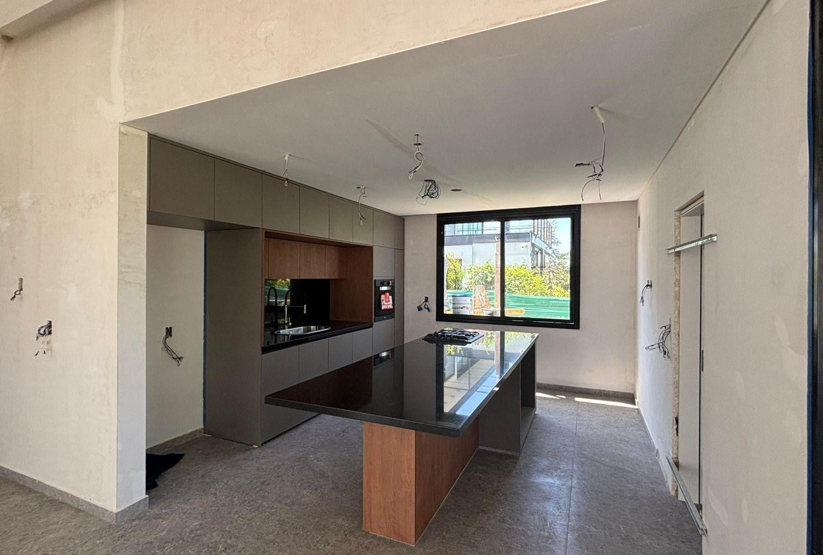 Foto de Venta Casa a Estrenar de Lujo La Rinconada Naturaleza Verde Deportes, imagen 2