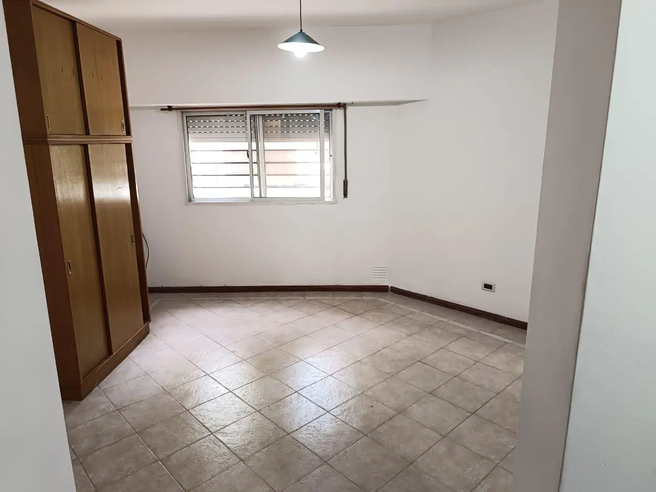Oficina en venta - Planta Baja apto profesionales - Rosario pichincha 4