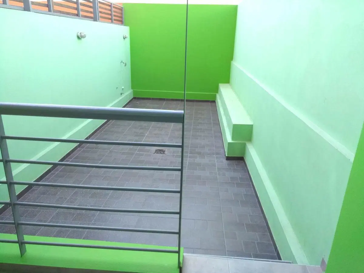 Monoambiente con patio 4