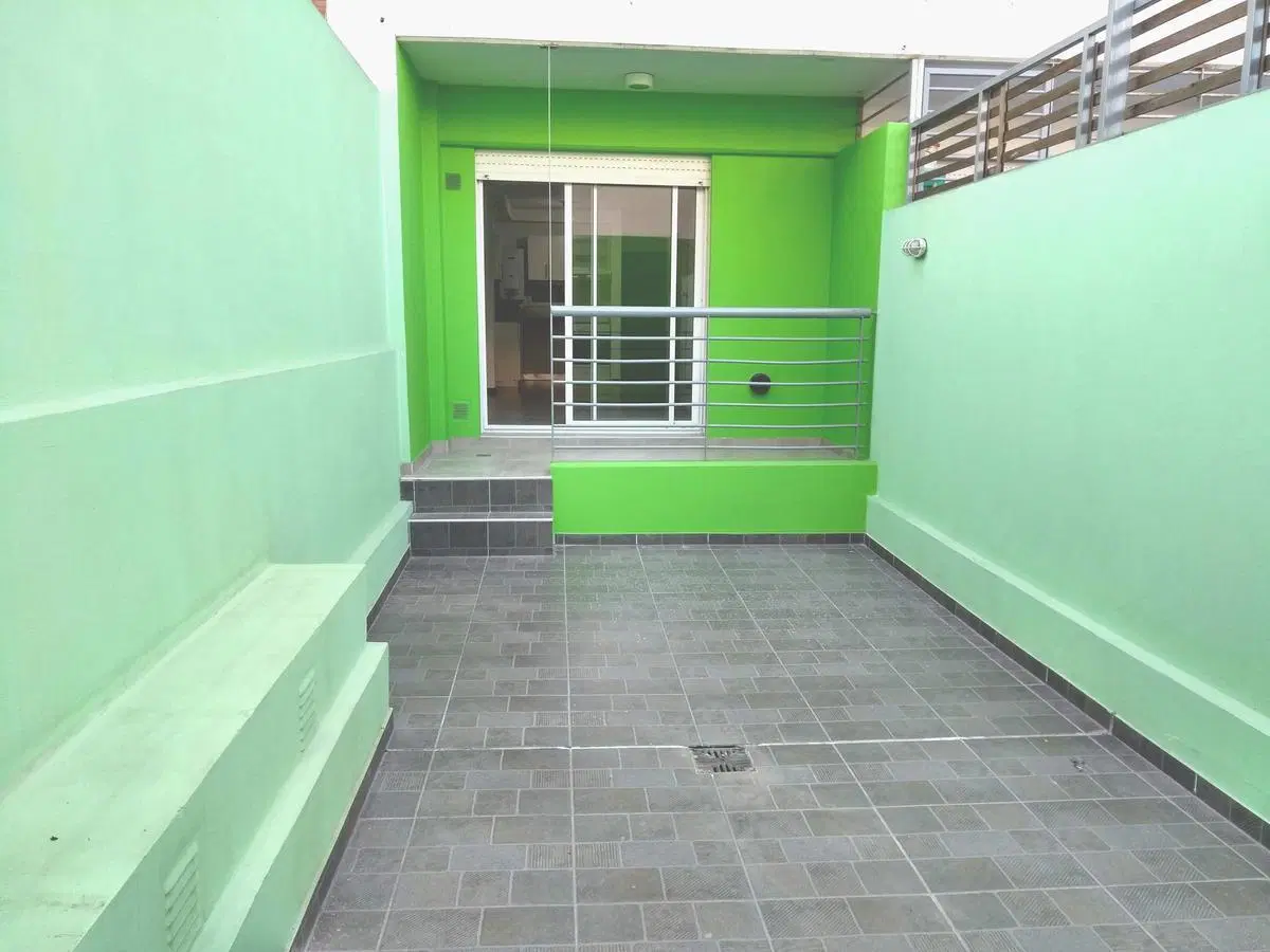 Monoambiente con patio 3