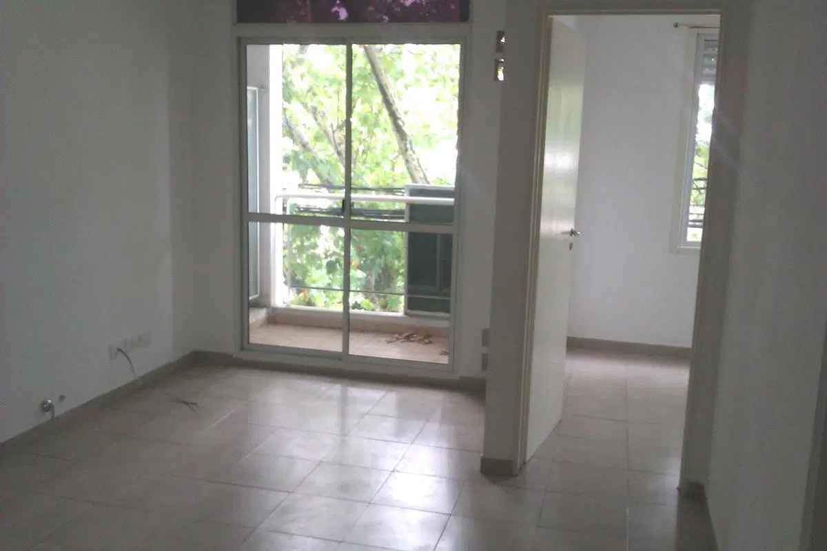 Un dormitorio - Escalera 5