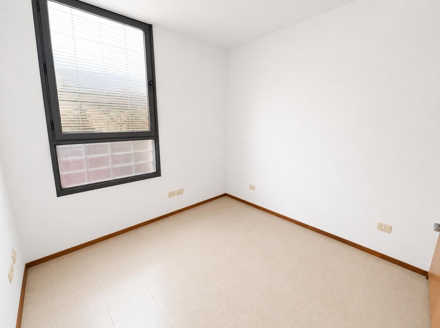 Oficina Comercial en Alquiler