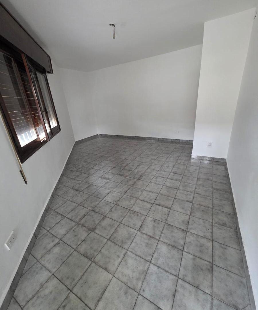 Foto de Casa de 3 dormitorios con cochera en ALQUILER, imagen 4