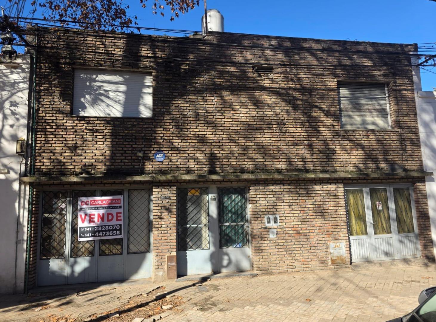 Casa en venta a reciclar - Bario Luis Agote Rosario