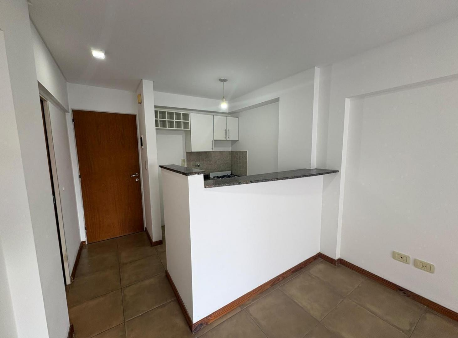 Foto de Departamento de 1 dormitorio en ALQUILER - Zona Rio, imagen 4