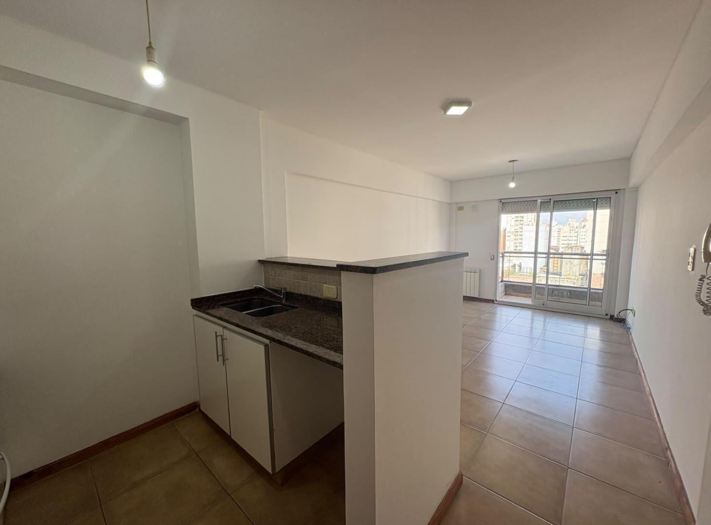 Foto de Departamento de 1 dormitorio en ALQUILER - Zona Rio, imagen 1