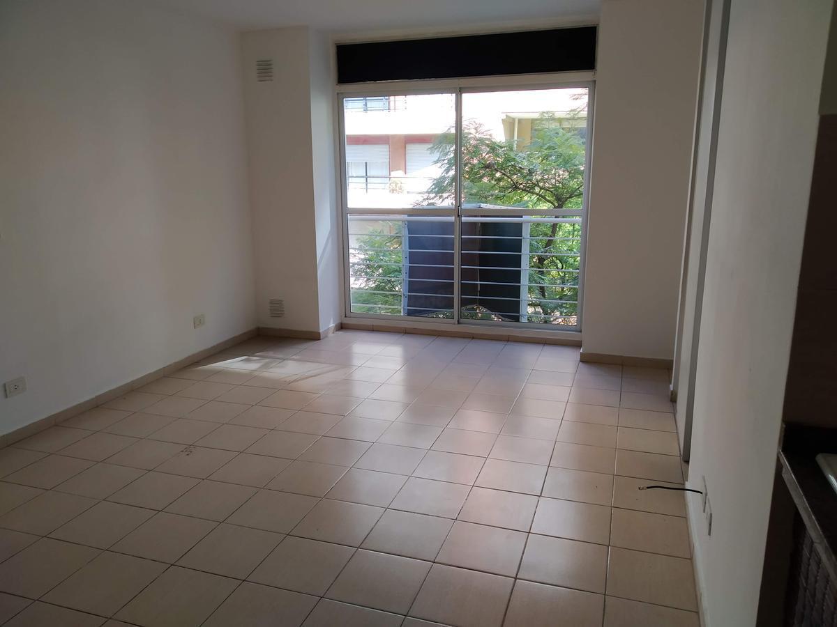 Foto de AMPLIO MONOAMBIENTE CENTRO En Alquiler, imagen 2