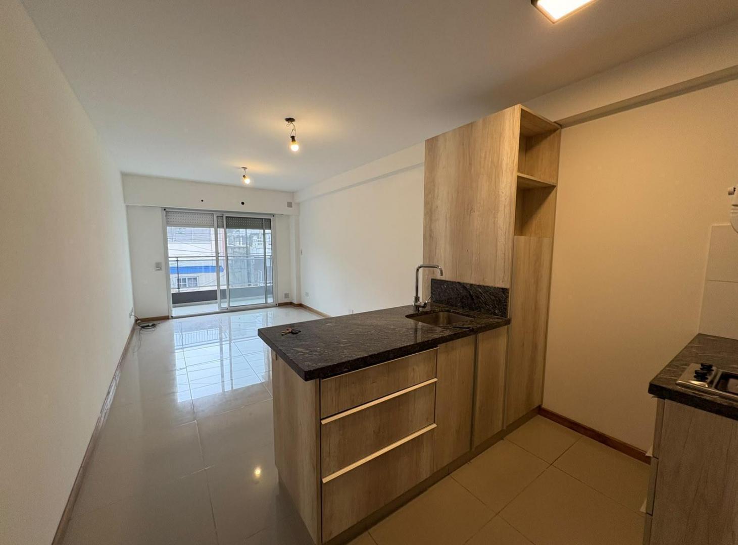 Foto de Departamento monoambiente en ALQUILER / Zona Centro, imagen 2