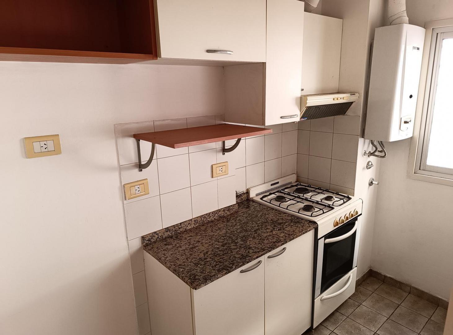 Foto de Departamento en venta 1 dormitorio Rosario Centro - Patio, imagen 1
