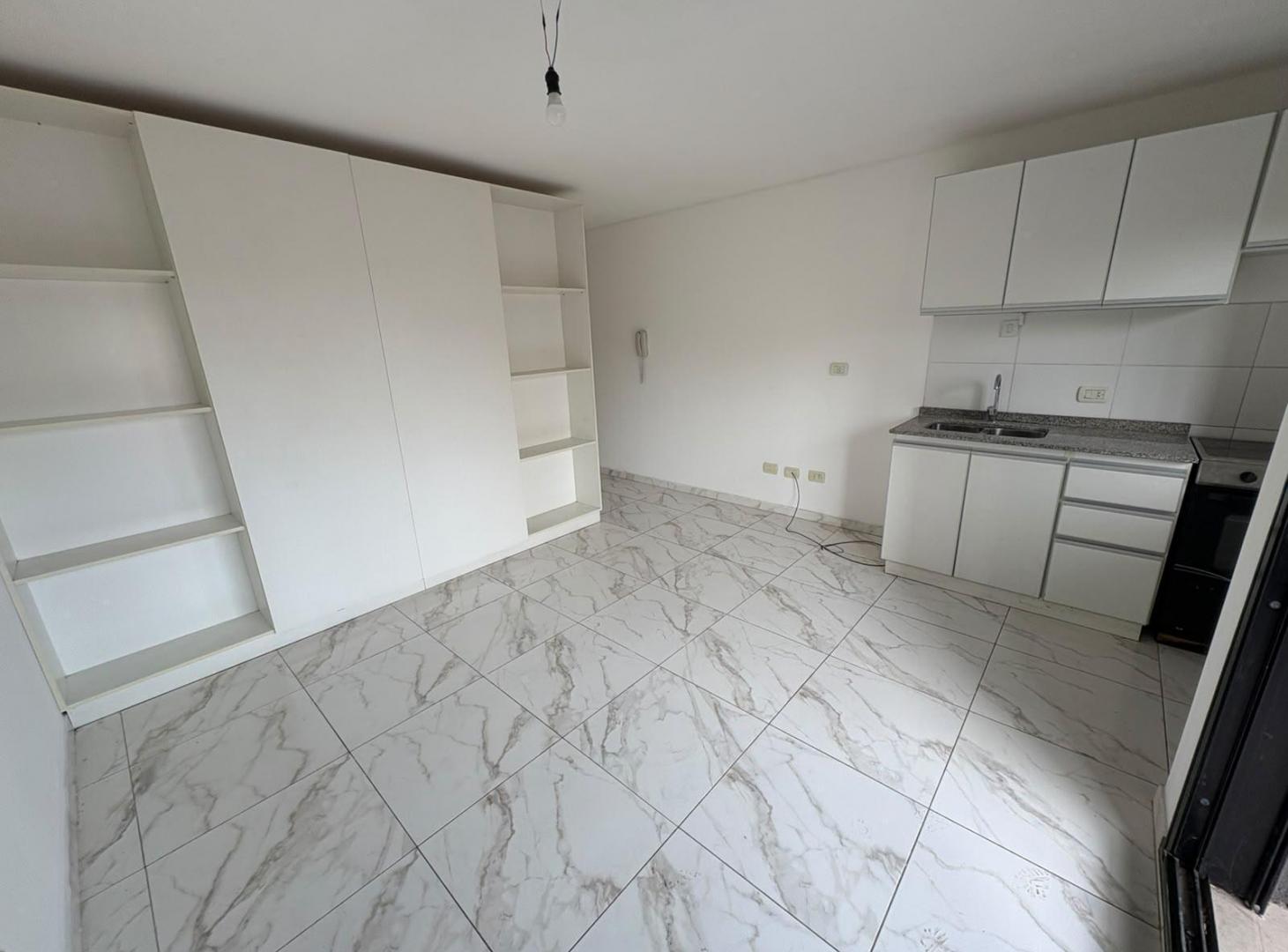 Foto de Departamento - Centro Oeste, imagen 1