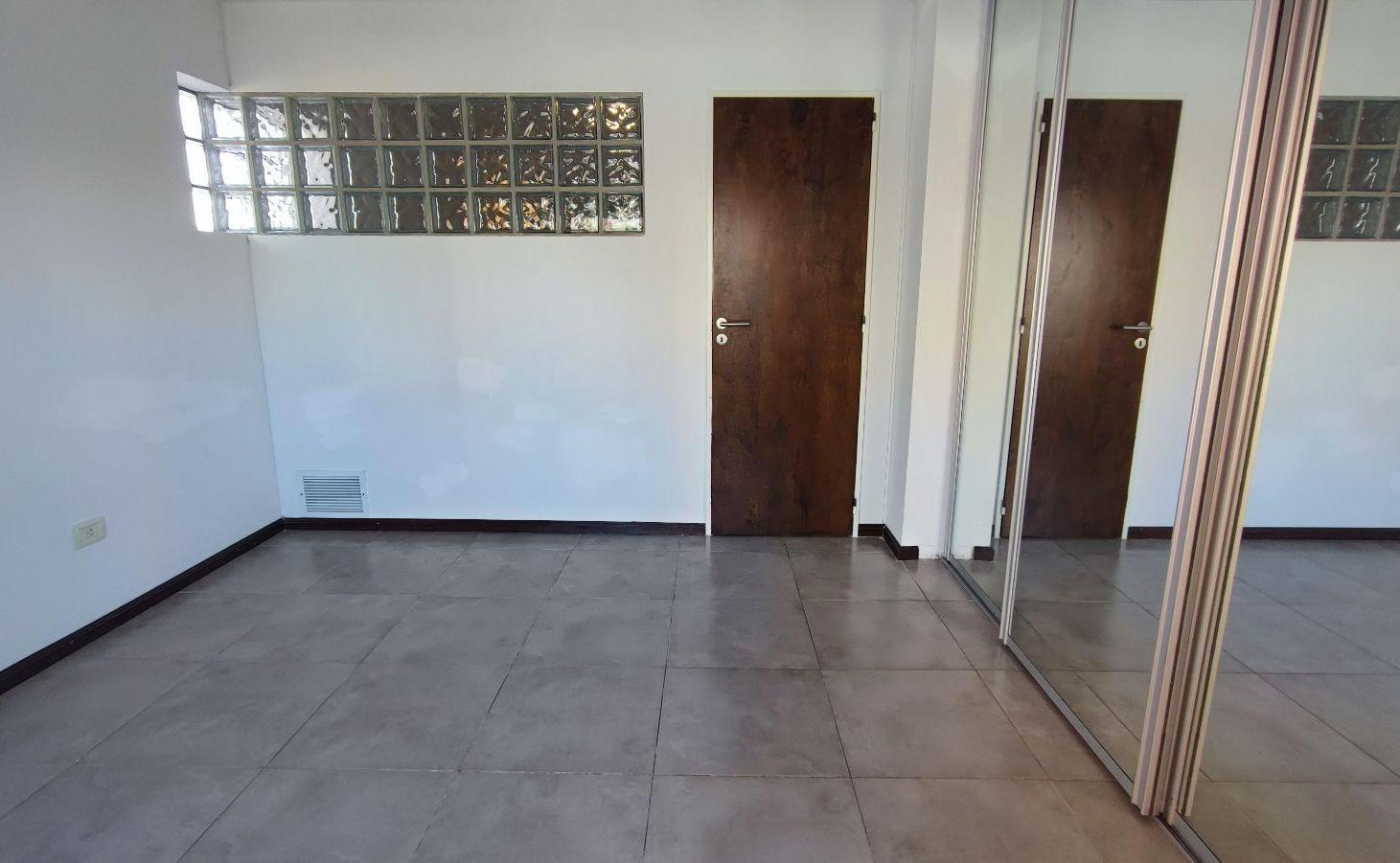 Foto de Departamento 1 dormitorio (loft dividido) en venta - Rosario centro, imagen 5