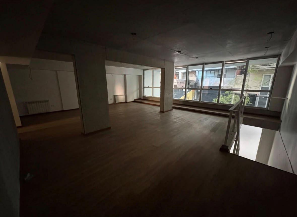 Foto de Oficina comercial en alquiler / Zona Río, imagen 3