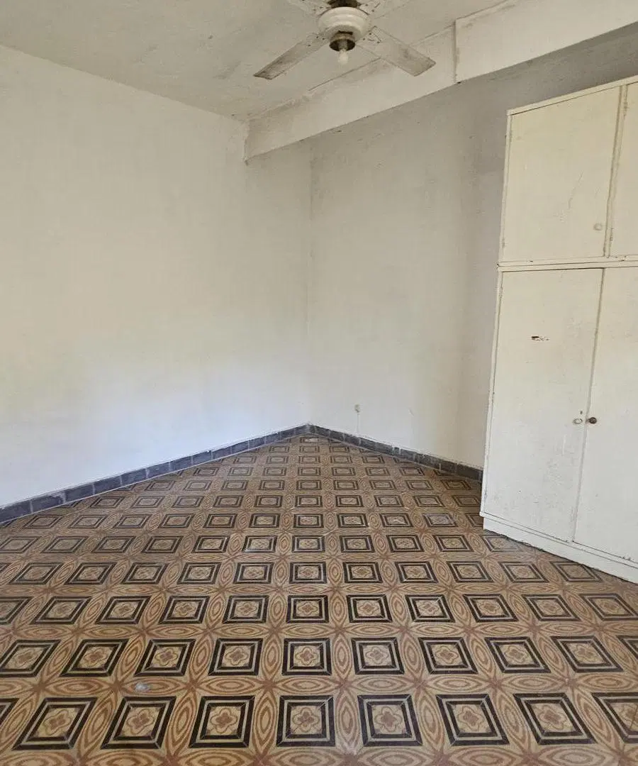 Casa interna de un dormitorio en barrio tiro suizo 5