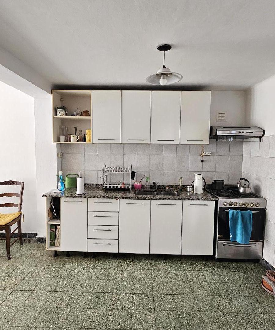 Casa en venta de tres dormitorios en Echesortu