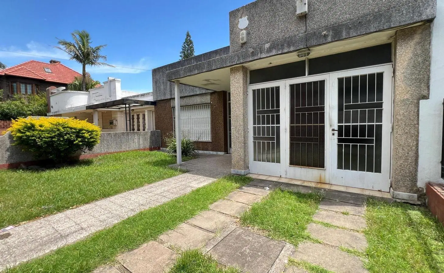 Venta casa en venta de 3 dormitorios en zona sur. Excelente 5