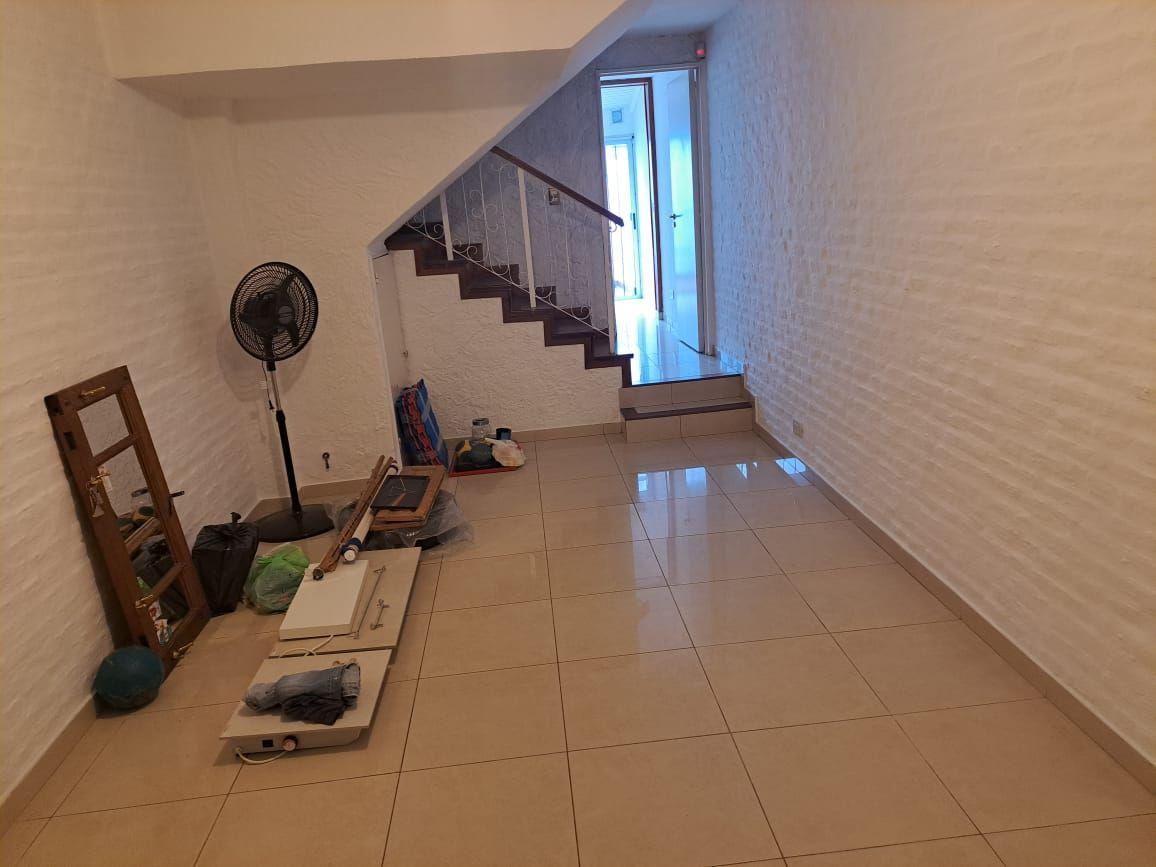 Foto de Duplex 3 ambientes ubicado a 50 mts. de Avda. de Mayo, imagen 2