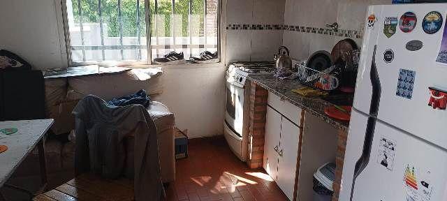 Casa 4 ambientes con pileta y quincho, mas depto 2 AMB