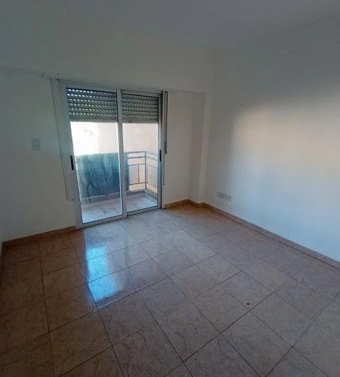 Departamento 2 ambientes. | juan florio 2700 4