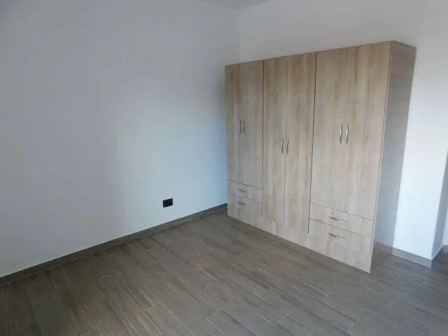 Departamento 2 ambientes a estrenar con balcon ctra.frente 2do. piso 3