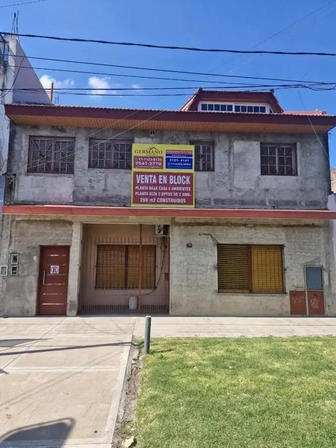 CASA Y DOS DEPARTAMENTOS EN P.A, VENTA EN BLOCK 3
