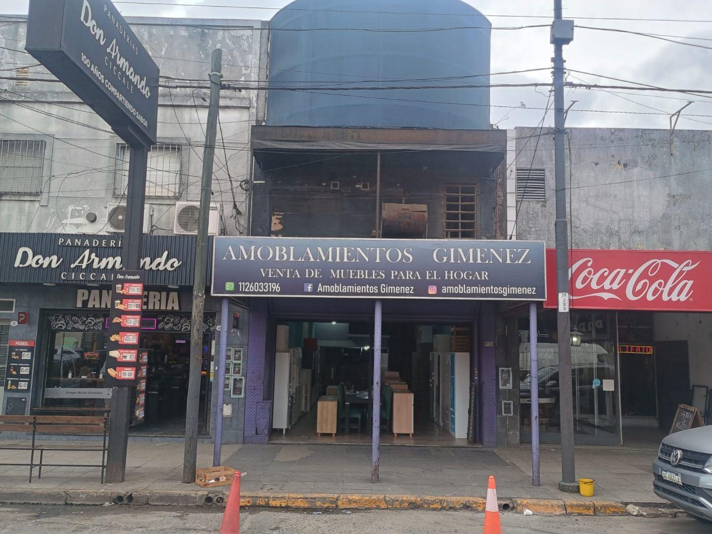 Foto de Local 340 m2. frente al bingo de Lomas del Mirador, imagen 4