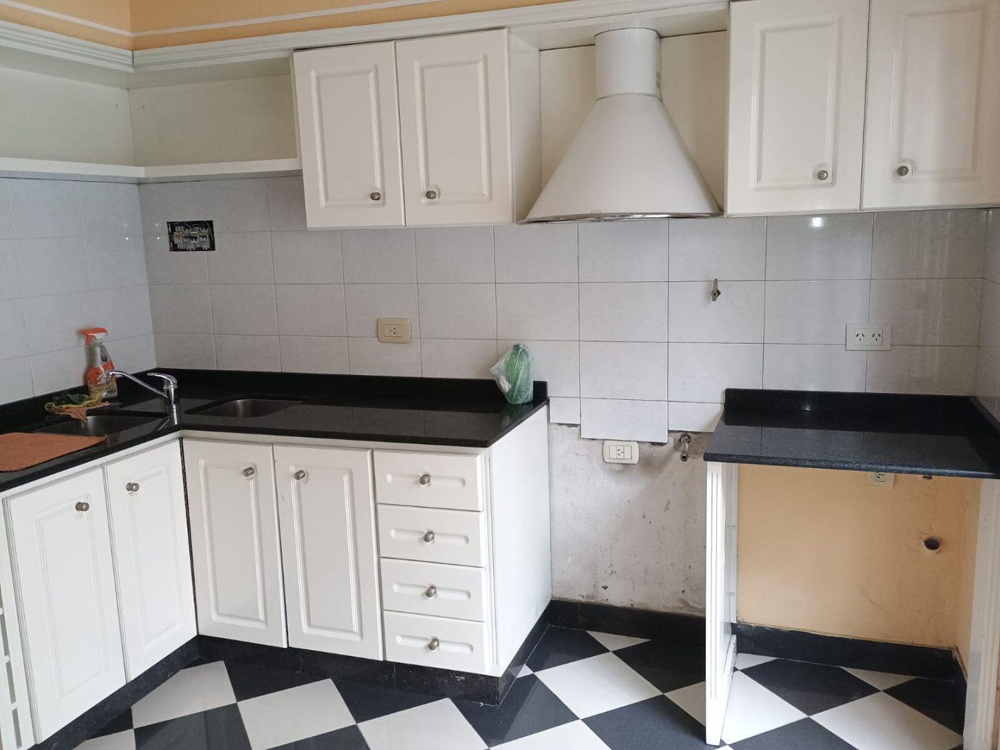 Foto de Duplex 4 ambientes con cochera y patio.-, imagen 4