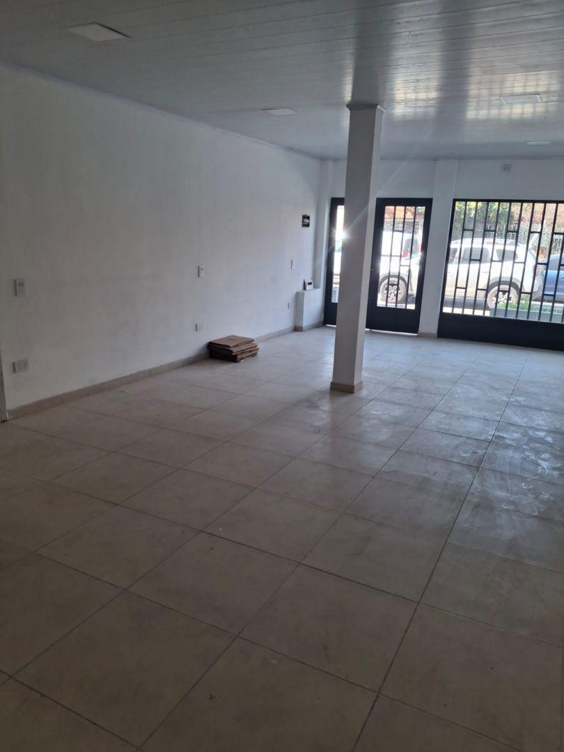 Foto de Local . | av. illia 3621, imagen 4
