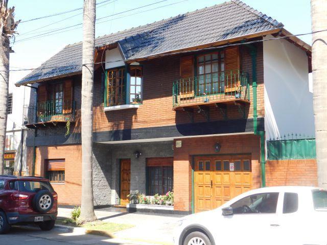 Foto de Casa 4 ambientes impecable estado a 3 cuadras de Plaza San Justo.-, imagen 1