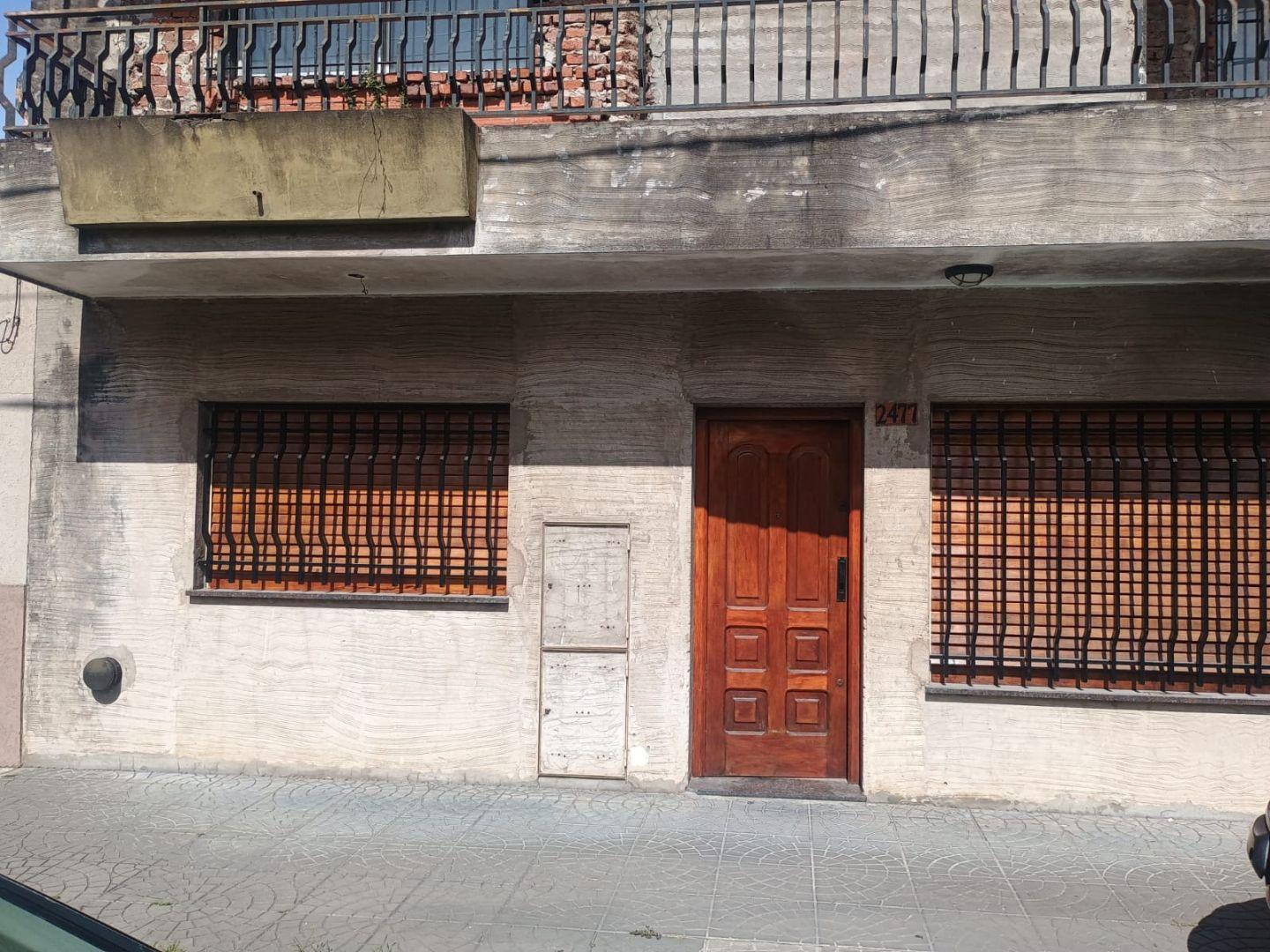 Foto de Casa P.H 3 ambientes con patio, en buenas condiciones de mantenimiento, imagen 1