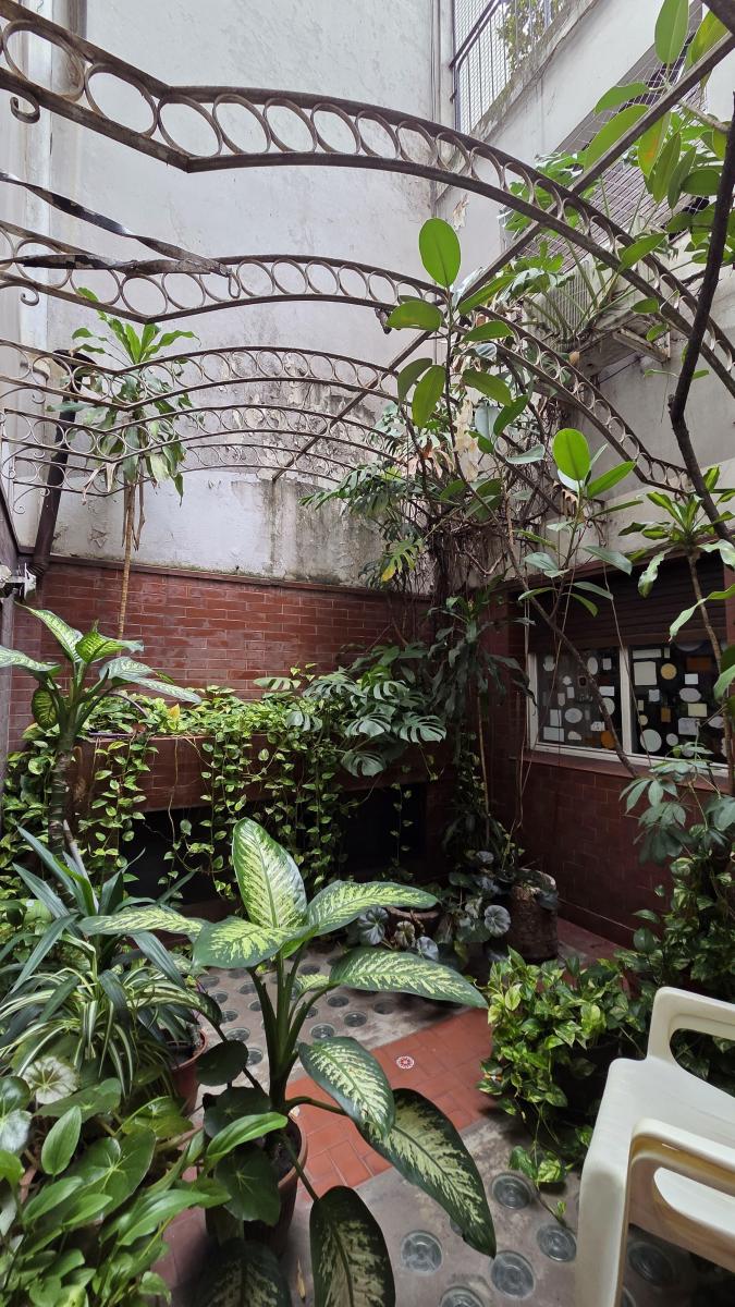 5 Ambientes - Semipiso Impecable - Patio - a Pasos de Av Corrientes 3