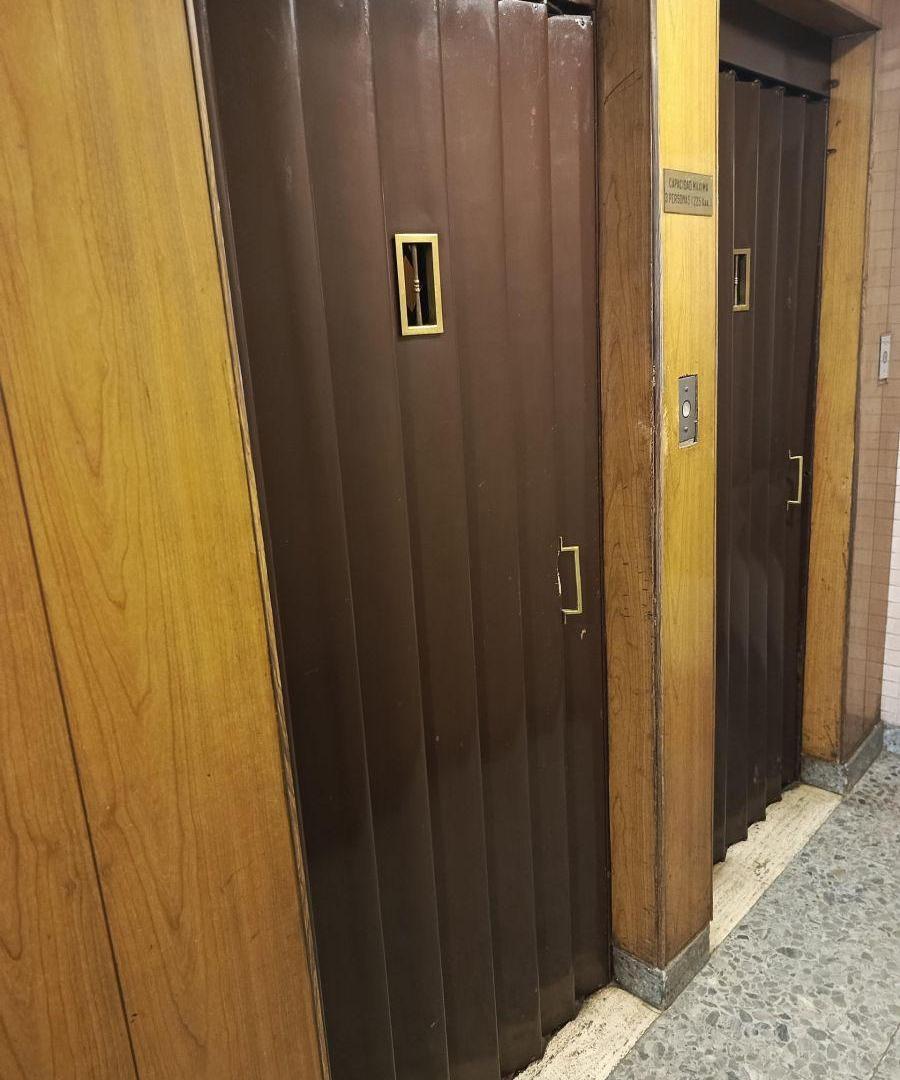 Foto de 1 AMBIENTE PERFECTAMENTE DIVIDIDO Y APTO PROFESIONAL- ACEPTA FINAER, imagen 2