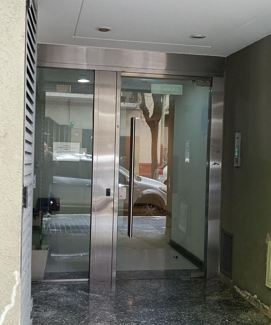 1 AMBIENTE DIVIDIDO Y EQUIPADO PARA 2 PERSONAS - ACEPTA FINAER O RESPALDAR