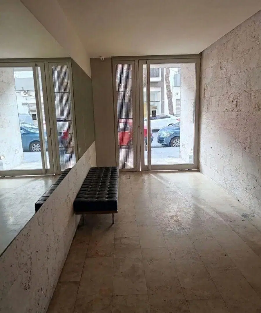 1 AMBIENTE CON BALCON - APTO PROFESIONAL - A PASOS DE TODO - ACEPTA FINAER 3