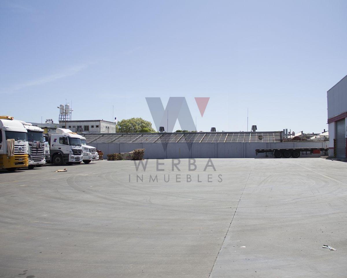 Galpon de 2700 m², Excelente Ubicacion Zonif: Industrial 1