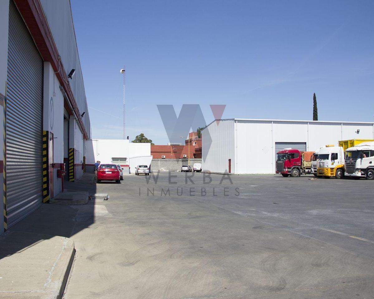 Galpon de 2700 m², Excelente Ubicacion Zonif: Industrial 2