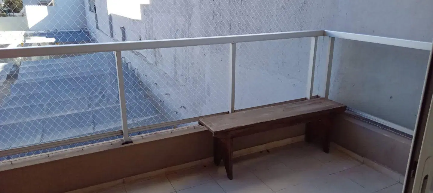 Monoambiente en alquiler con balcon y parrilla propia 3