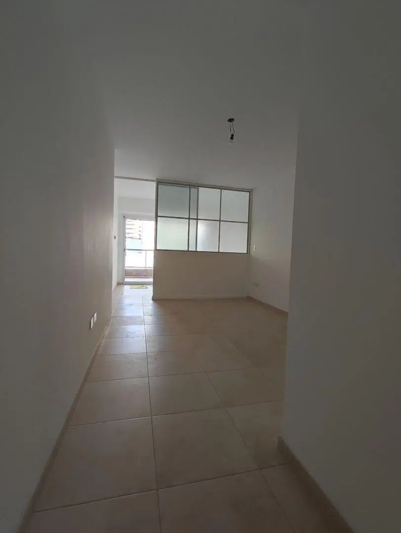 Monoambiente en alquiler con balcon y parrilla propia 8