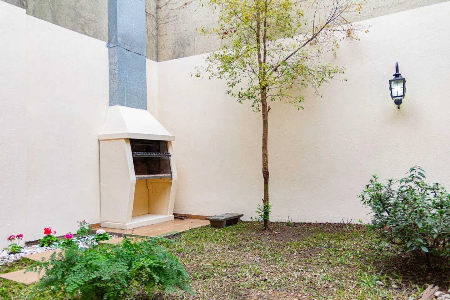 2 ambientes precioso con patio y parrilla 5