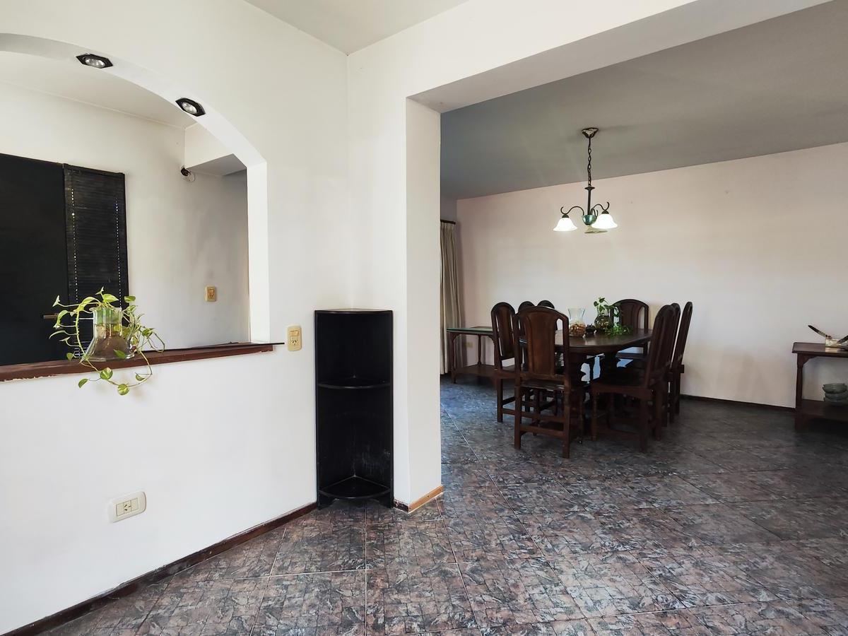 Venta Casa 3 Dorm. Pileta Apto Crédito 2