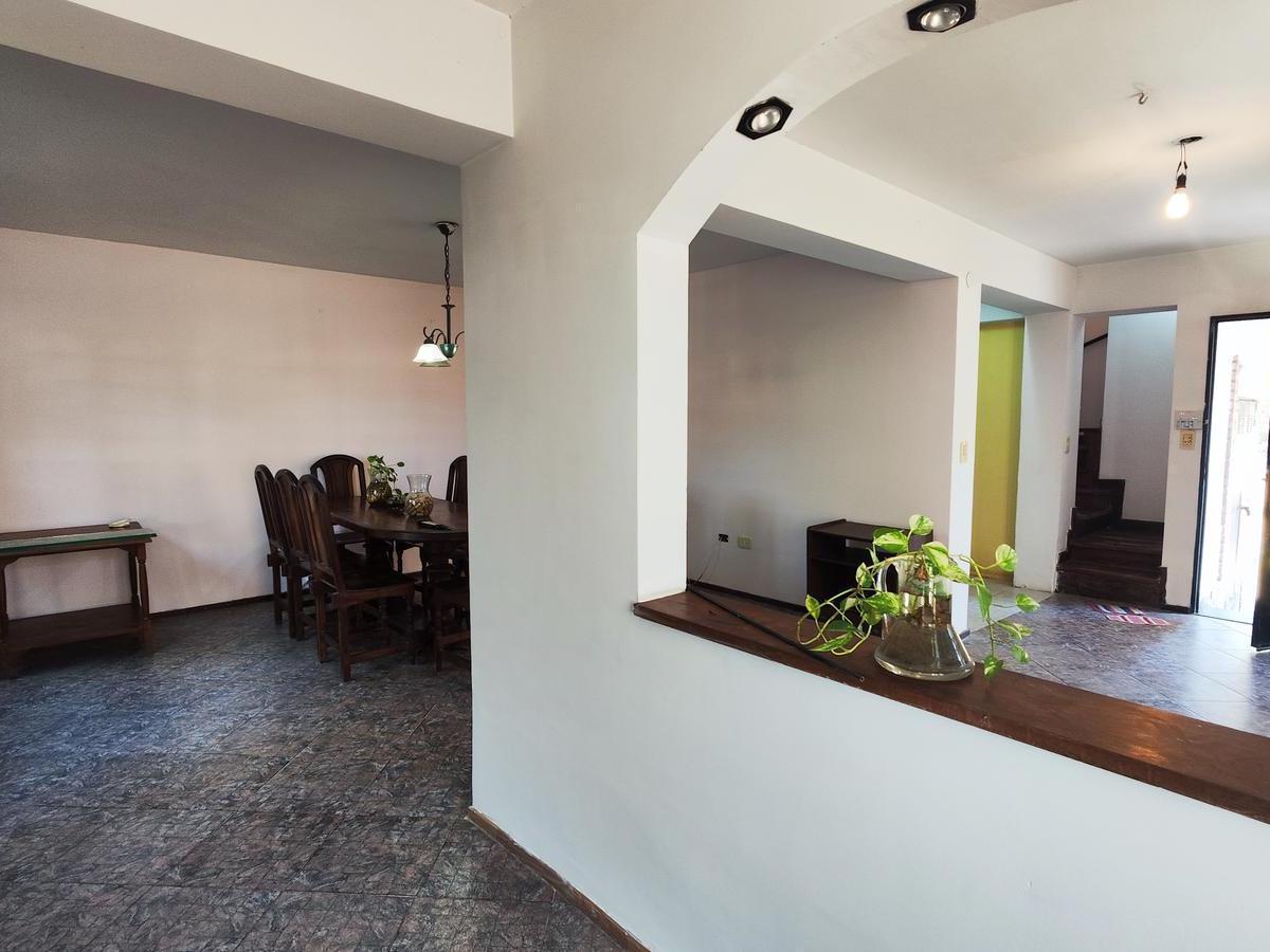 Venta Casa 3 Dorm. Pileta Apto Crédito 5