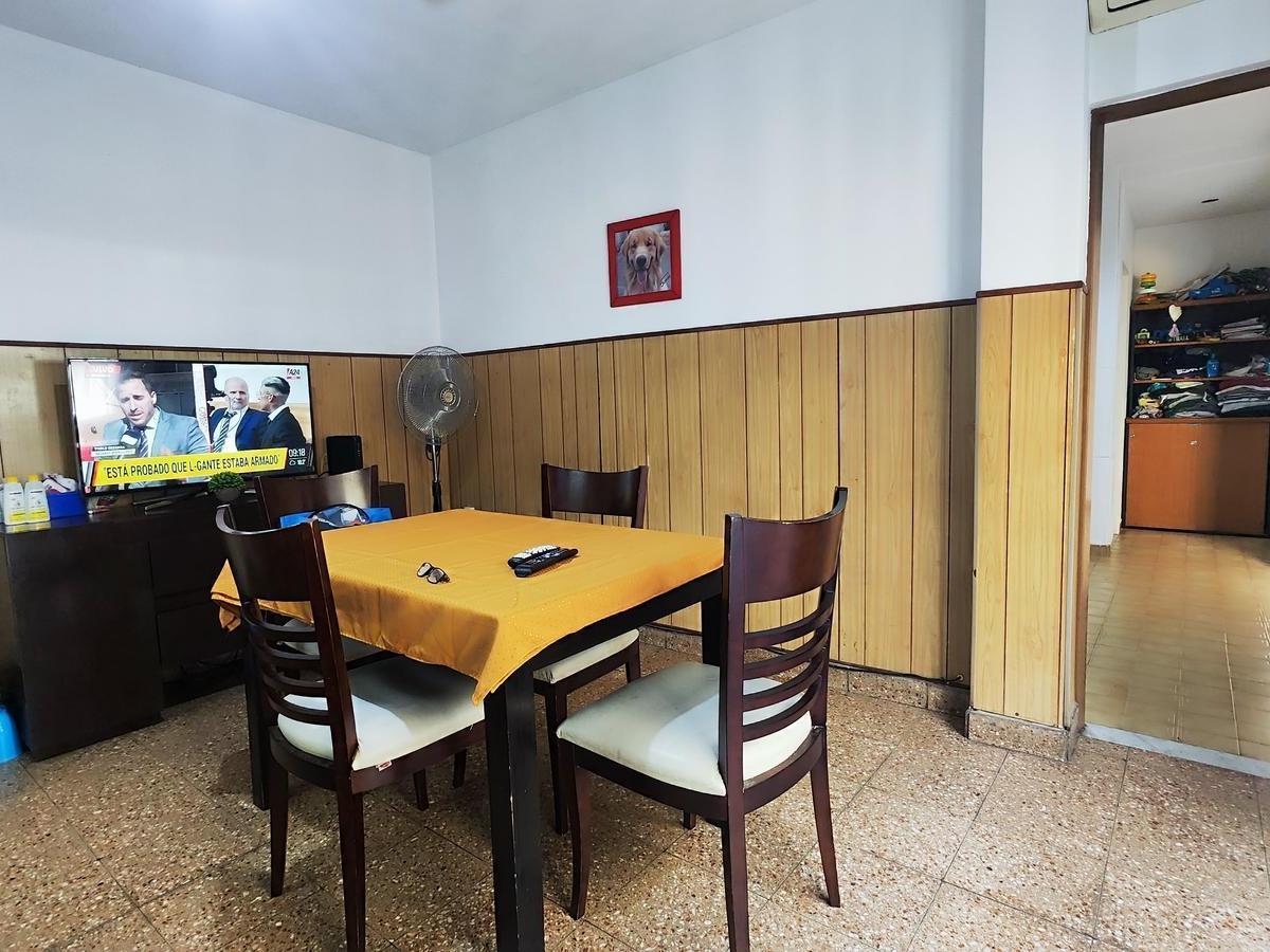 Venta Casa Esquina 3 Dorm. y Local Apto Crédito 5