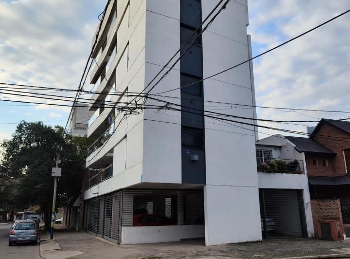 Venta 1 dormitorio 2 balcones Parrillero exclusivo Arroyito 3