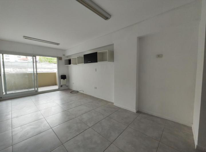 Alquiler Monoambiente Balcon Gas Cocina Separada 2