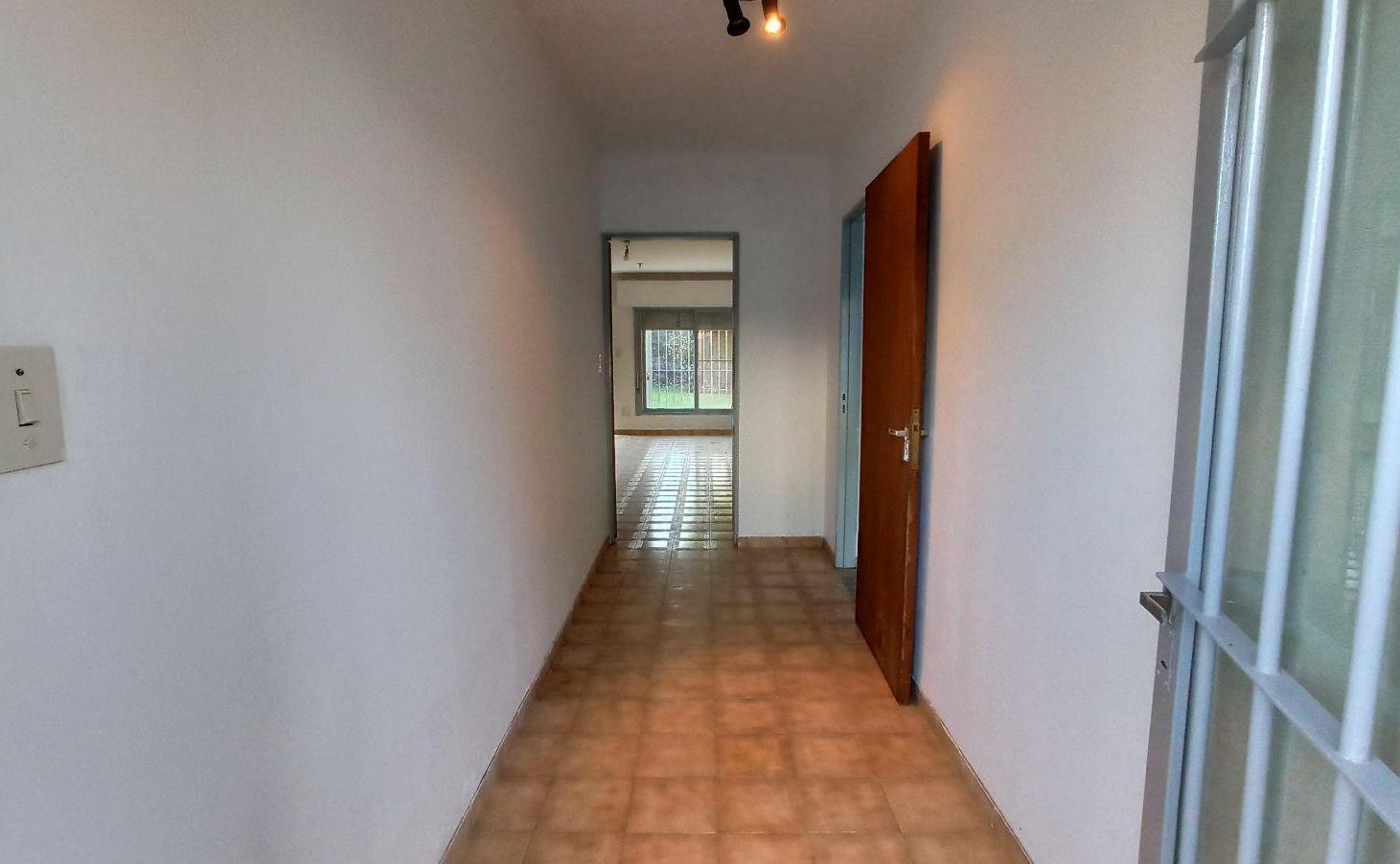 Terreno en Refinerías 244 m2 PB   6